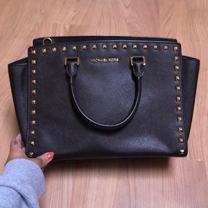 Michael Kors Studded East to West Hamilton